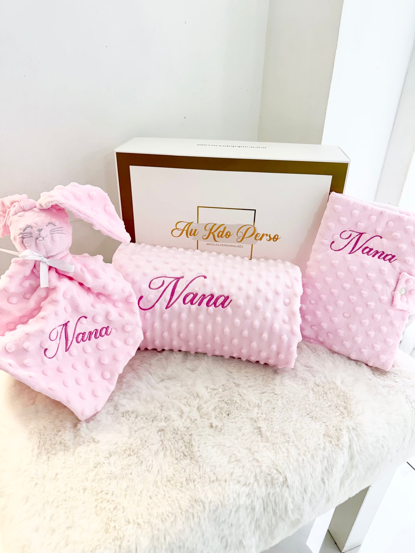 Box promo broderie