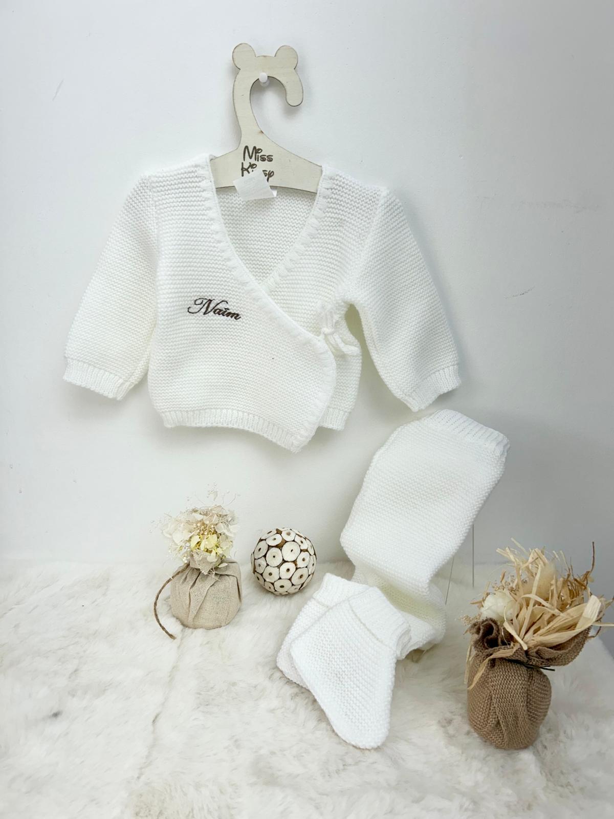 Ensemble Naissance Personnalisé – Broderie Prénom